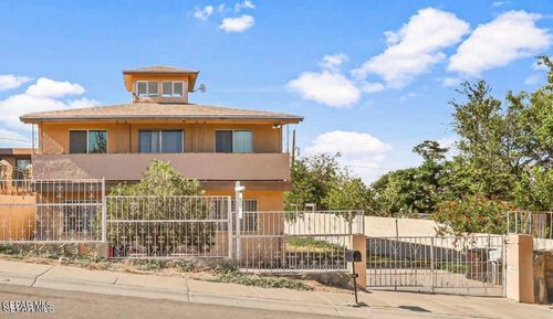 304 Fifth St, Sunland Park, NM, 88063-9248 | Card Image