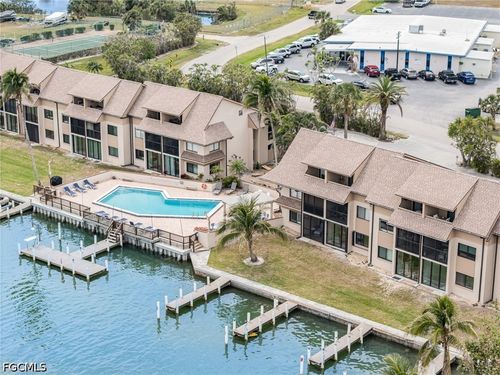 105-898 Buttonwood Dr, FORT MYERS BEACH, FL, 33931-2238 | Card Image