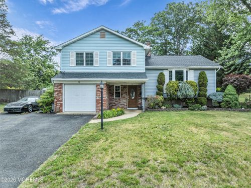 32 Brunswick Dr, Howell, NJ, 07731-1723 | Card Image