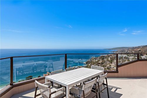 15 N Vista De Catalina, Laguna Beach, CA, 92651-6754 | Card Image