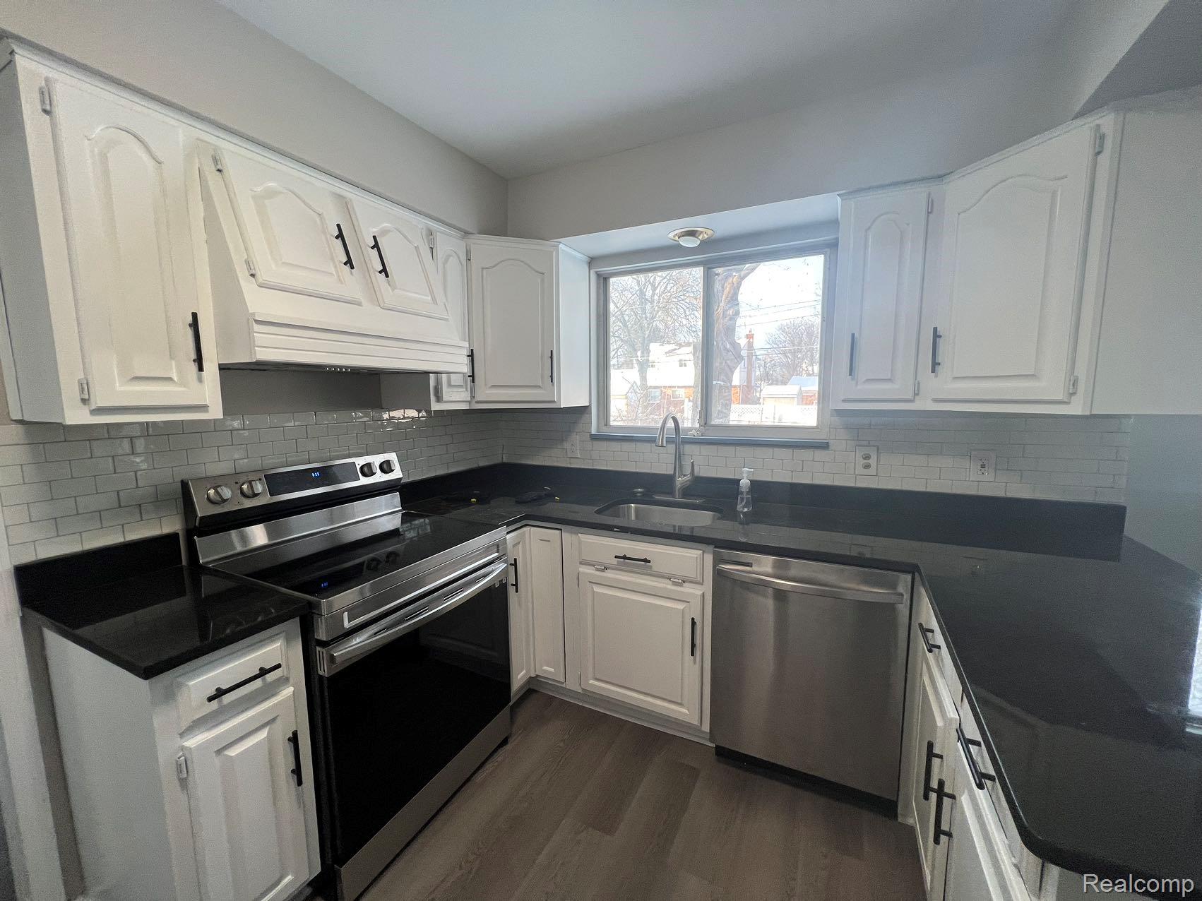 Residential Lease in Livonia 5