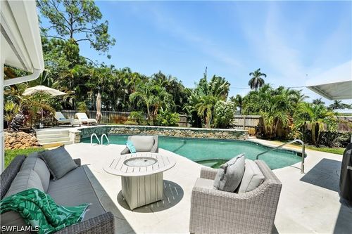 1063 22nd Ave, NAPLES, FL, 34103-4839 | Card Image