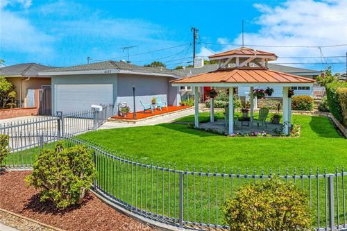 2137 W Cris Ave, Anaheim, CA, 92804-6033 | Card Image
