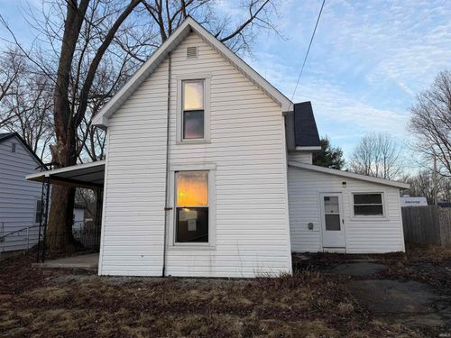 105 N 2nd Avenue, Jonesboro, IN, 46938-1043 | Card Image