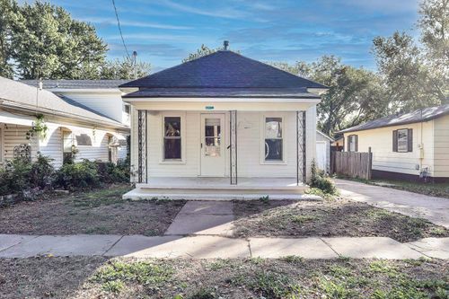 809 S C St, Wellington, KS, 67152-2216 | Card Image