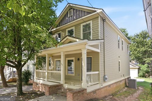 697 Cooper St Sw, Atlanta, GA, 30315-1012 | Card Image