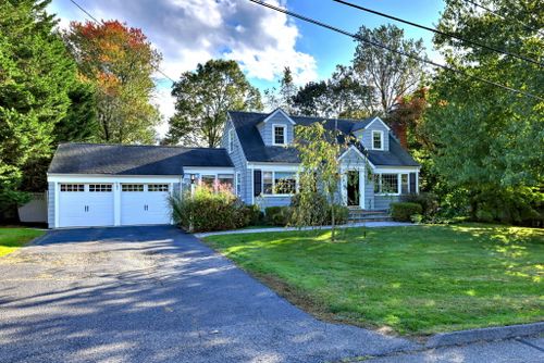 12 Rennison Road, Trumbull, CT, 06611 | Card Image