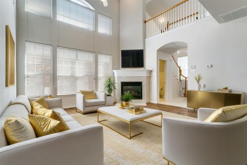 511 Poplar Ln, Irving, TX, 75063-4206 | Card Image