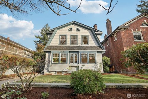 5230 16th Ave Ne, Seattle, WA, 98105-3405 | Card Image