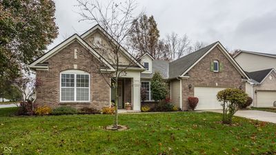 13675 Van Buren Place, House other with 4 bedrooms, 2 bathrooms and null parking in Fishers IN | Image 3