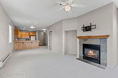 219-1325 S Hwy 89, Jackson, WY, 83001-8294 | Card Image