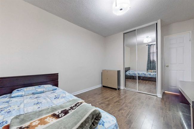 611 - 390 Dixon Rd, Condo with 3 bedrooms, 2 bathrooms and 1 parking in Etobicoke ON | Image 20