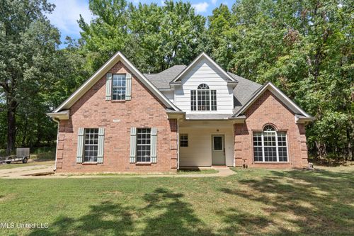 1542 Amy Taylor Dr, Hernando, MS, 38632-9384 | Card Image