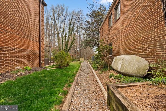 11310 Harborside Cluster, House other with 4 bedrooms, 3 bathrooms and null parking in Reston VA | Image 56