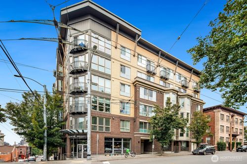 unit-e307-1420 E Pine St, Seattle, WA, 98122-8504 | Card Image