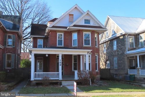108 W Commerce St, CHAMBERSBURG, PA, 17201-1116 | Card Image