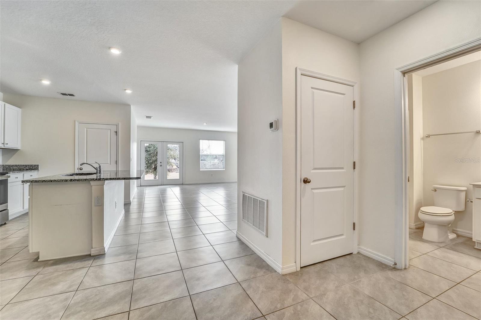 Residential in ZEPHYRHILLS 3