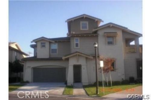 25056 Driftoak St, Murrieta, CA, 92562-5813 | Card Image