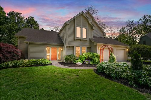 1241 Wind Field Ct, Washingtn Twp, OH, 45458-9572 | Card Image
