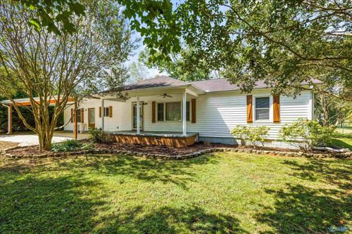 2648 Old Big Cove Rd Se, Owens Cross Roads, AL, 35763-9761 | Card Image