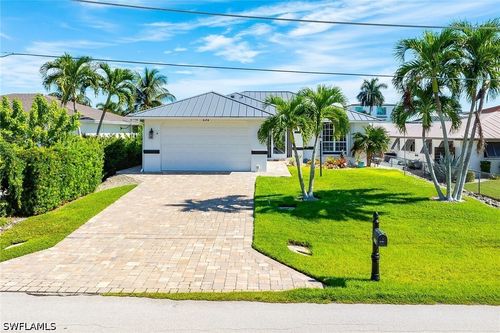 131 San Salvador St, NAPLES, FL, 34113-8640 | Card Image