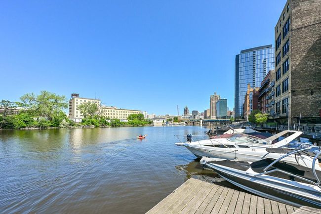 206 - 205 N Water Street, Condo with 2 bedrooms, 2 bathrooms and null parking in Milwaukee WI | Image 34