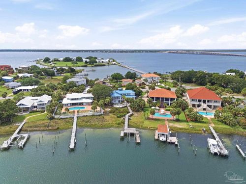 212 Sabine Dr, Pensacola Beach, FL, 32561-5223 | Card Image