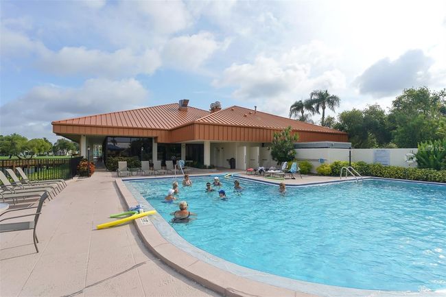 APT-202 - 4211 Caddie Dr E, Condo with 2 bedrooms, 2 bathrooms and null parking in BRADENTON FL | Image 46