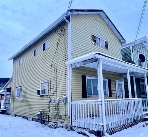 1716 4th Ave, Beaver Falls, PA, 15010-4025 | Card Image