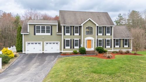 10 Harmony Ln, Pelham, NH, 03076-2227 | Card Image