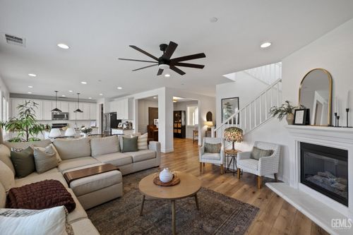 15636 Montalone Place, Bakersfield, CA, 93314 | Card Image