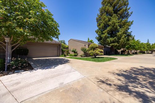 5465 Covey Creek Cir, Stockton, CA, 95207-5329 | Card Image