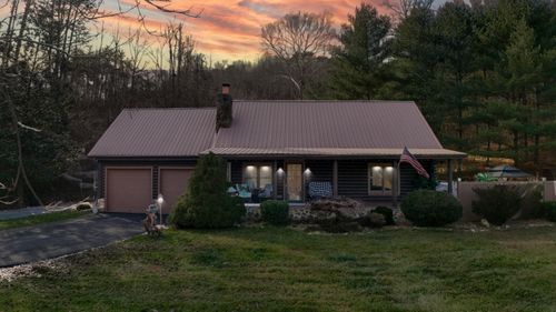 766 Old Flat Lick School Rd, Flat Lick, KY, 40935-6516 | Card Image