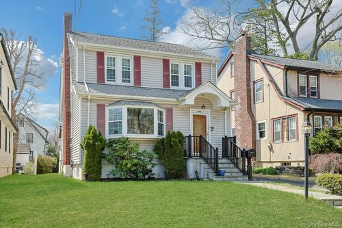 60 Westwood Ave, New Rochelle, NY, 10801-1124 | Card Image