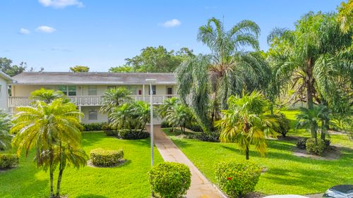 266 Ventnor S, Deerfield Beach, FL, 33442-2434 | Card Image
