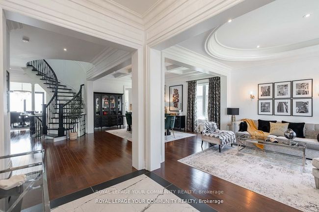 11 Little Marco Crt, House other with 6 bedrooms, 9 bathrooms and 9 parking in Maple ON | Image 5