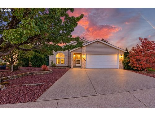 15633 Ne Summerplace Dr, Portland, OR, 97230-8282 | Card Image