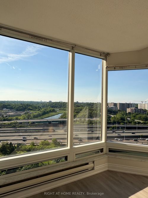 1812-1 Palace Pier Crt, Etobicoke, ON, M8V3W9 | Card Image