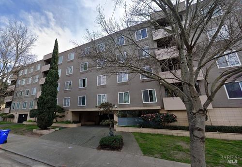 apt-201-330 Vernon St, Oakland, CA, 94610-3086 | Card Image