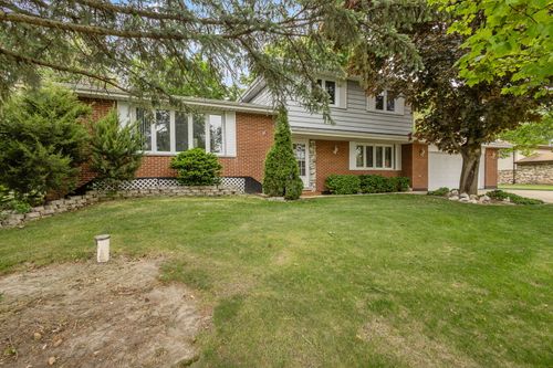 2841 E Pine Dr, Crete, IL, 60417-4813 | Card Image