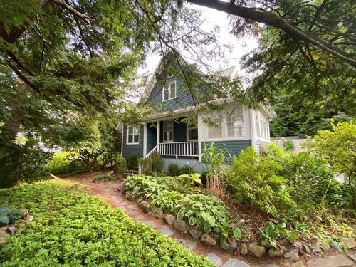 38 Kearney Lake Rd, Halifax, NS, B3M2S4 | Card Image
