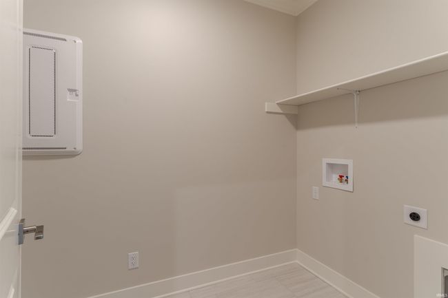 6956 Barlow Ct, House other with 3 bedrooms, 2 bathrooms and null parking in Newburgh IN | Image 20