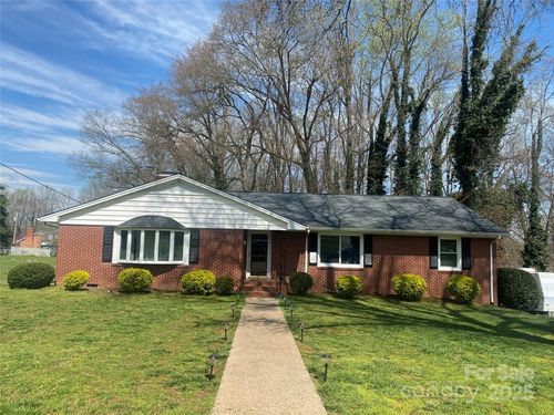 700 Norwood St, Shelby, NC, 28150-4323 | Card Image