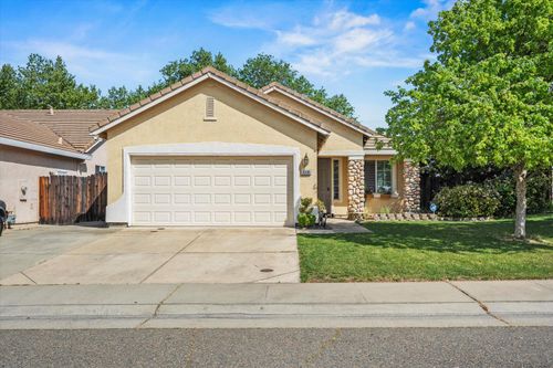 8300 White Spruce Drive, Antelope, CA, 95843 | Card Image