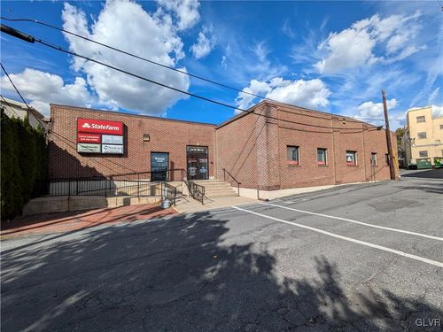 fl-2nd-24 W 21st St, Northampton, PA, 18067-1268 | Card Image