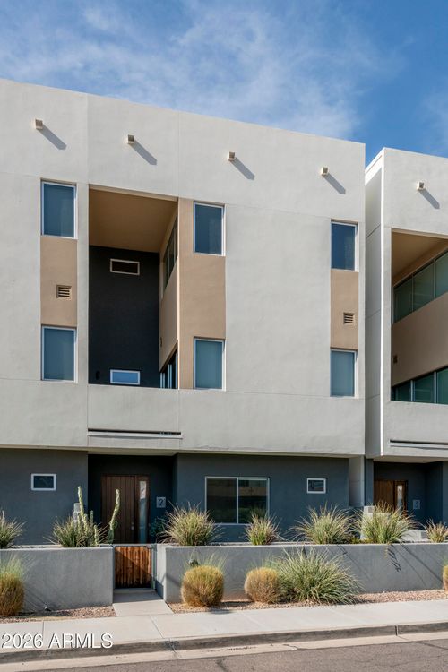 2-3150 E Glenrosa Ave, Phoenix, AZ, 85016-8520 | Card Image