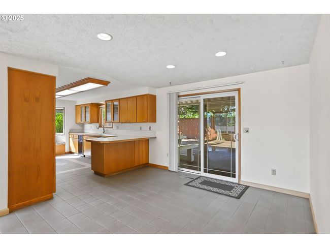 2335 5 Th St, House other with 3 bedrooms, 2 bathrooms and 2 parking in Columbia City OR | Image 11