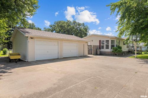1702 15th St, Viola, IL, 61486-9611 | Card Image