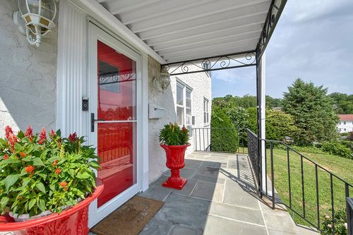 2-28 Beechwood Ave, West Harrison, NY, 10604-2543 | Card Image