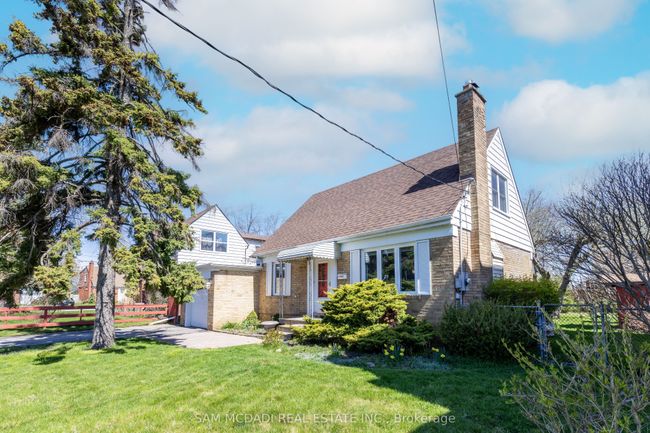 2127 Primate Rd, House other with 2 bedrooms, 2 bathrooms and 4 parking in Mississauga ON | Image 4